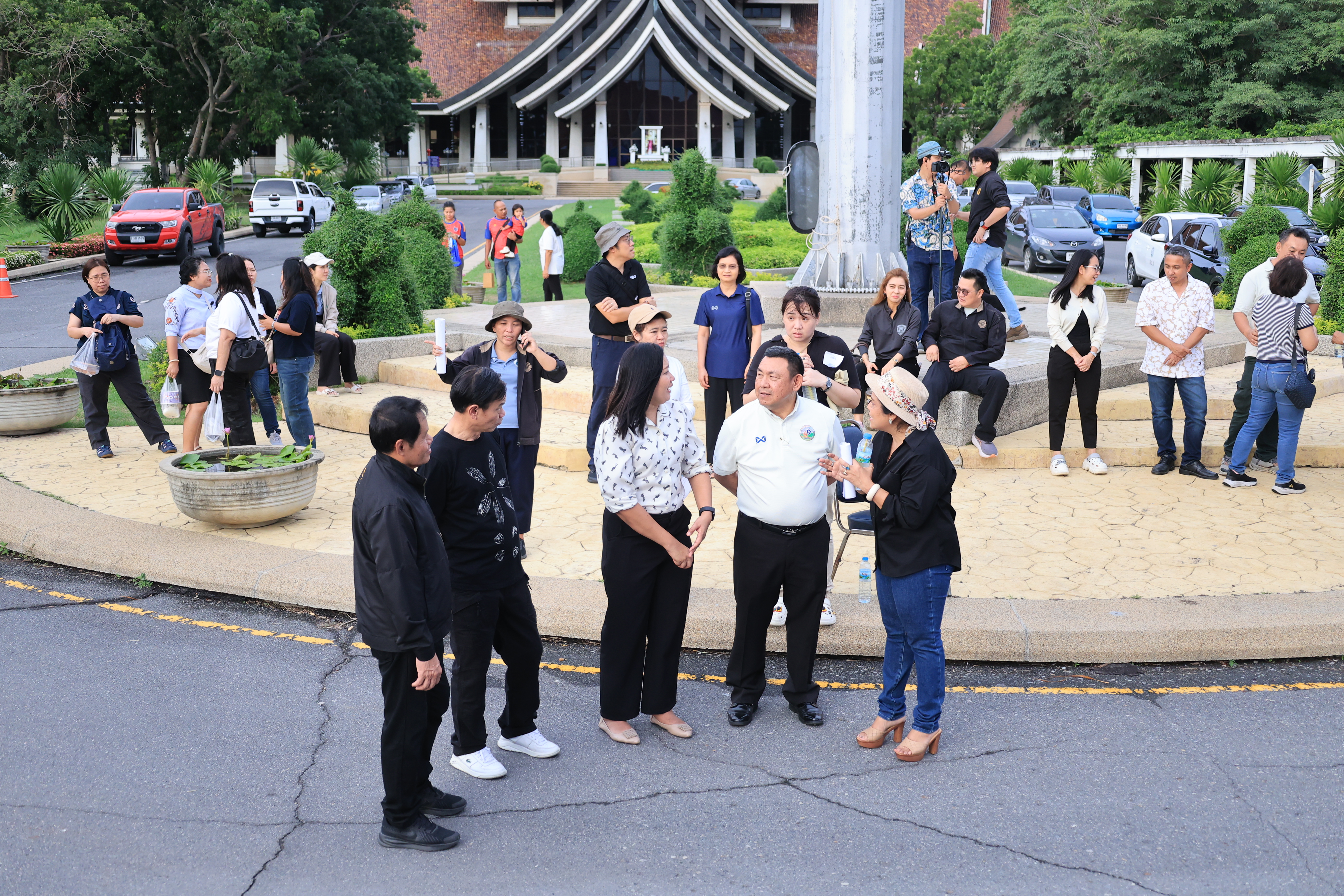 title - เลขาธิการ ส.ป.ก. เตรียมความพร้อมพิธีเปิดงาน 